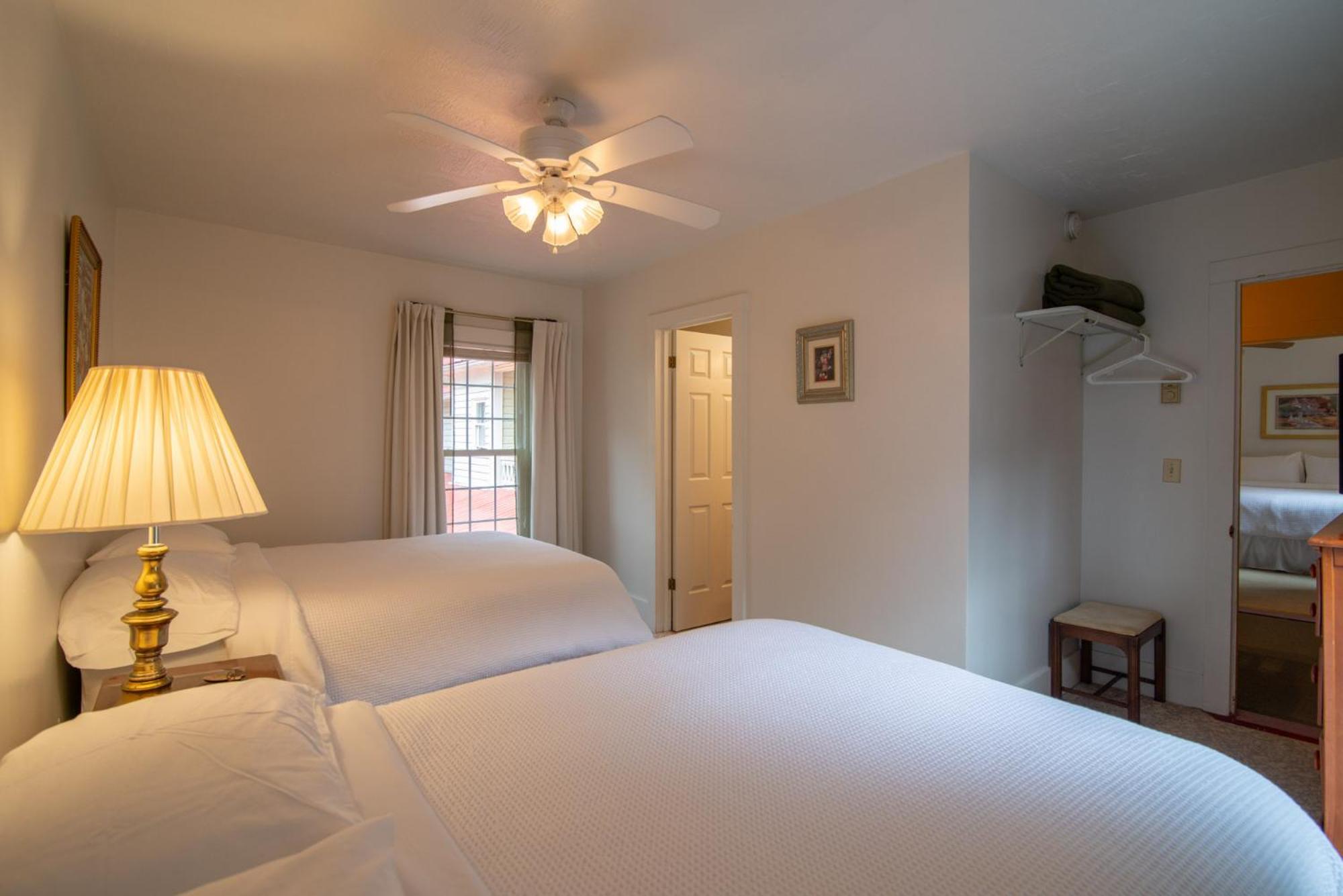 Moore House Inn & Cabins Marlinton Phòng bức ảnh
